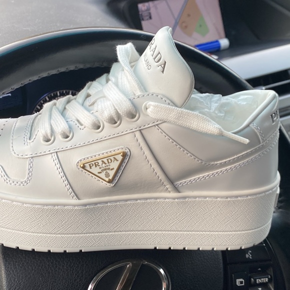 Prada PRAX 01 Low-Top Leather Sneakers - Picture 1 of 7